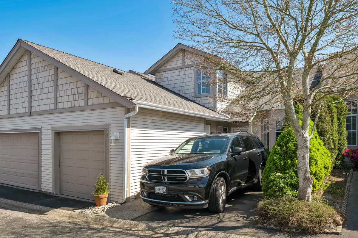 Langley, BC V1M 2K3,9012 Walnut Grove DR #73