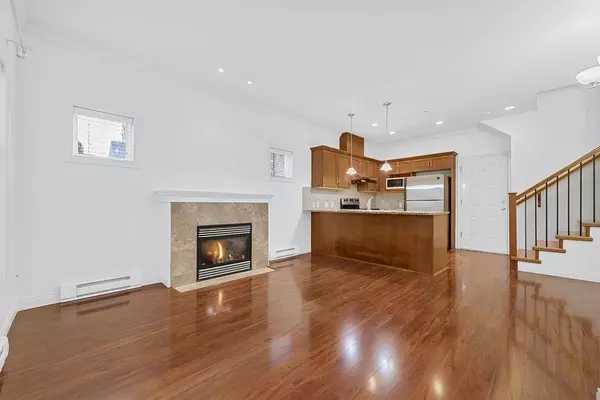 Richmond, BC V7C 3M2,8311 No. 2 RD #1