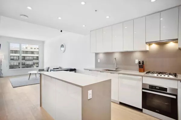 6328 Cambie ST #602,  Vancouver,  BC V5Z 0K2