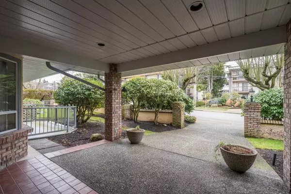 White Rock, BC V4B 3V6,1459 Blackwood ST #301