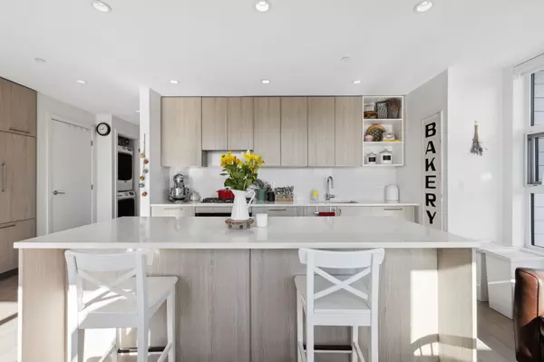 North Vancouver, BC V7L 1G8,747 E 3rd ST #411