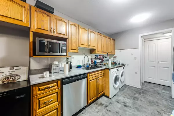 Surrey, BC V3T 1X6,14159 104 AVE #119