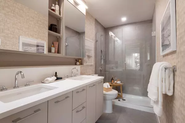 Langley, BC V2Y 1P8,6951 204 ST #226