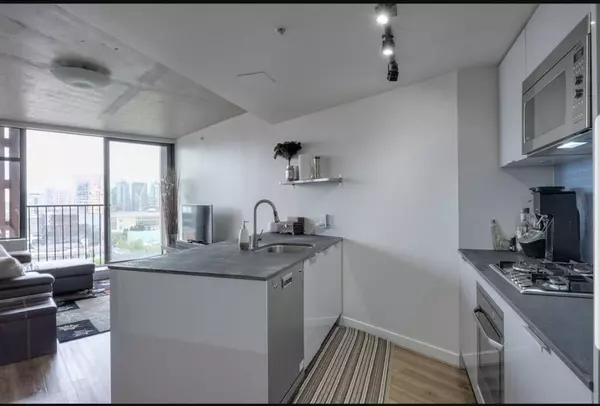 Vancouver, BC V6B 0E6,128 W Cordova ST #2309