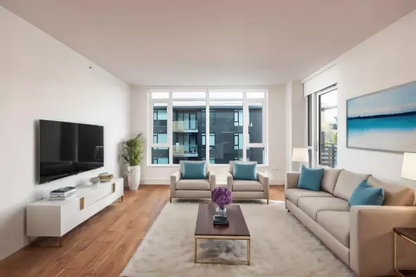 Vancouver, BC V5X 0J4,389 W 59th AVE #401