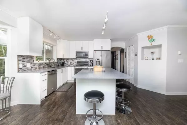 Madeira Park, BC V0N 2H1,12815 Sunshine Coast HWY