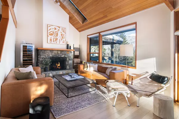 Whistler, BC V0N 1B6,6117 Eagle DR #211