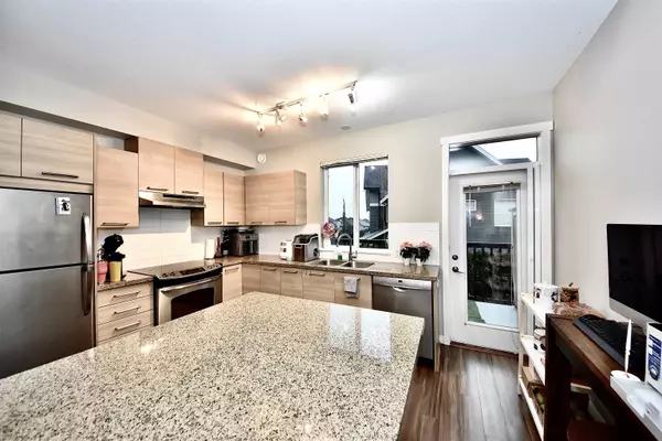 Langley, BC V2Y 0K1,7938 209 ST #76