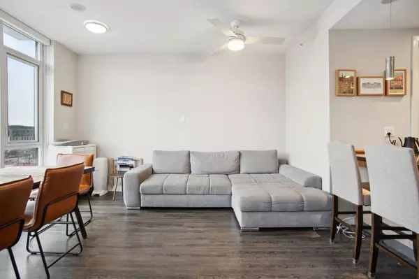 Vancouver, BC V5T 0G3,1788 Ontario ST #701