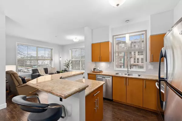 Port Coquitlam, BC V3C 0A1,2478 Shaughnessy ST #203