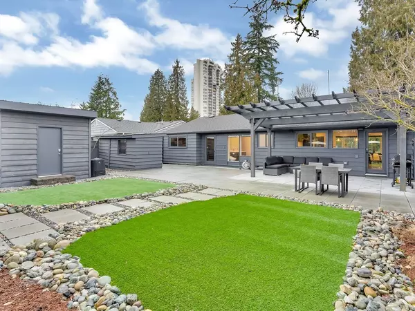 North Vancouver, BC V7P 1N5,1795 W 15th ST