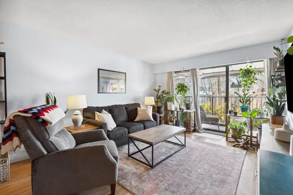 North Vancouver, BC V7L 1B5,330 E 1st ST #112