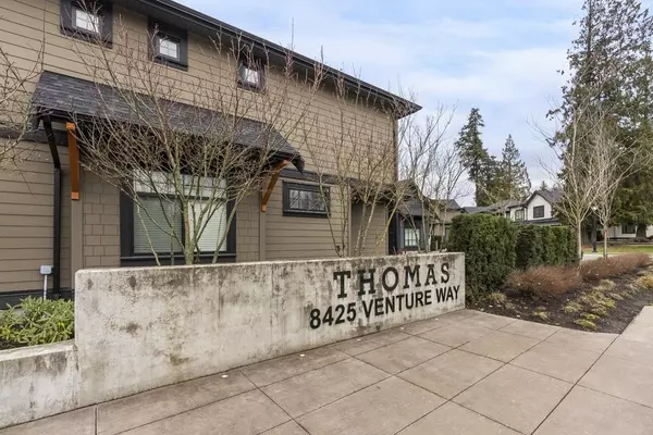 8425 Venture WAY #6,  Surrey,  BC V4N 6S5