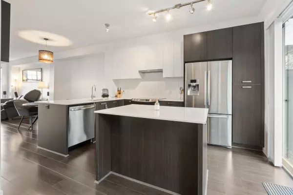 Coquitlam, BC V3E 0J4,1320 Riley ST #2