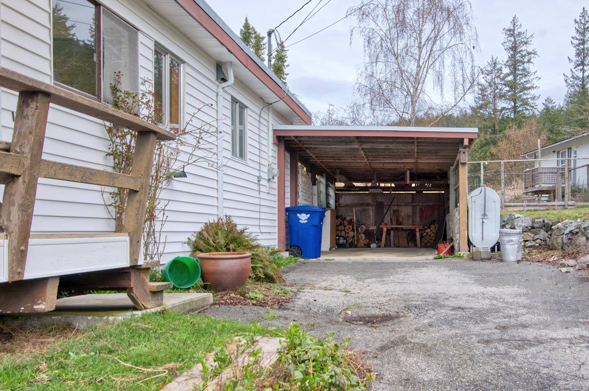 Sechelt, BC V0N 1S0,13185 Sexw'amin ST