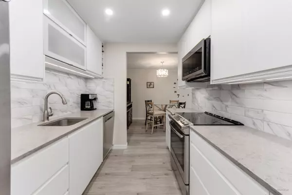 8720 No. 1 RD #112, Richmond, BC V7C 4L5