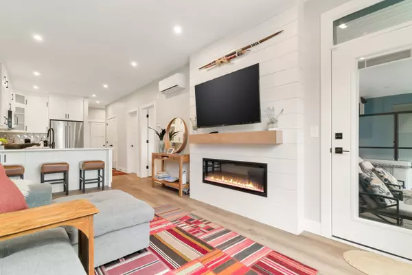 Harrison Hot Springs, BC V0M 1K0,470 Esplanade AVE #207