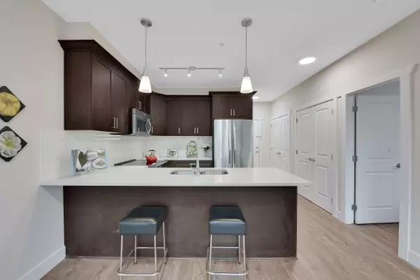 2288 Welcher AVE #302, Port Coquitlam, BC V3C 1X4