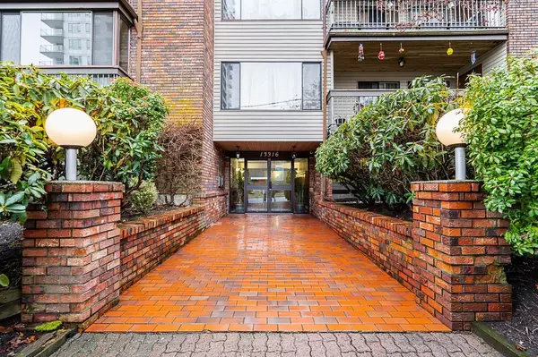 Surrey, BC V3T 5J5,13316 Old Yale RD #213