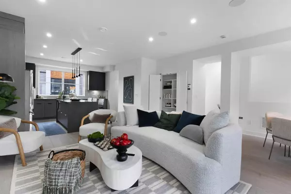 Surrey, BC V4N 6X9,7895 162 ST #105