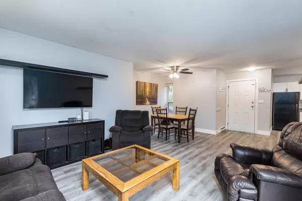 Abbotsford, BC V2S 3Z3,1750 Mckenzie RD #906