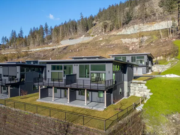 4000 Sunstone WAY #26,  Pemberton,  BC V0N 2L3