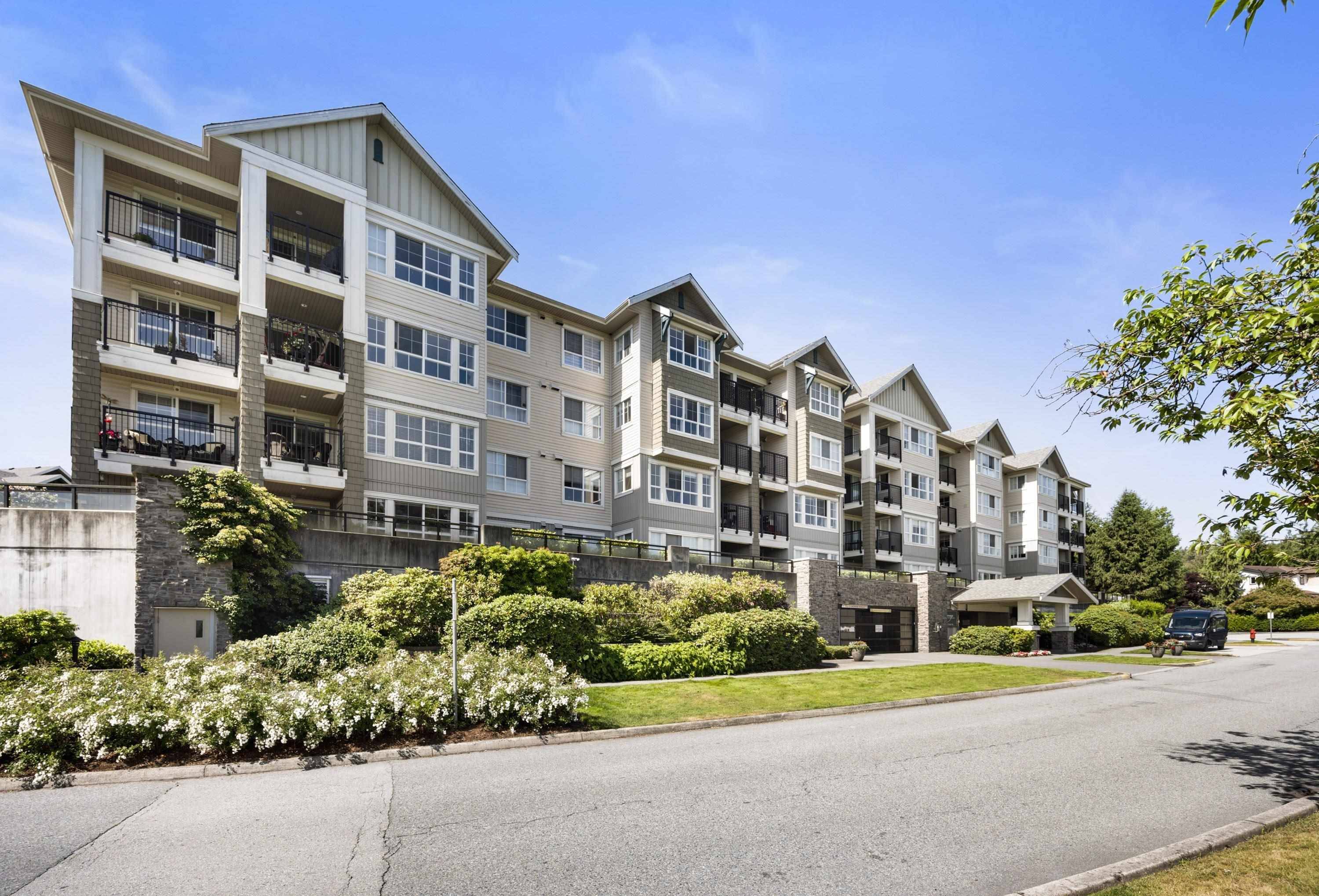 19673 Meadow Gardens WAY #207, Pitt Meadows, BC V3Y 0A1