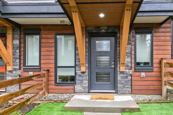 Surrey, BC V3S 6X6,16488 64 AVE #84