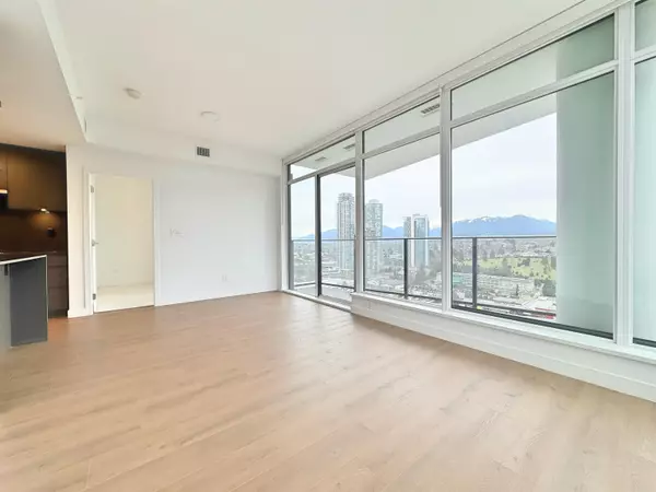 Burnaby, BC V5C 0N4,2181 Madison AVE #2206