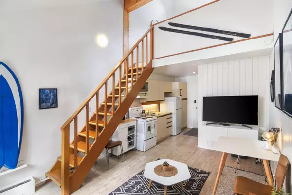 Whistler, BC V8E 0A6,2117 Whistler RD #405