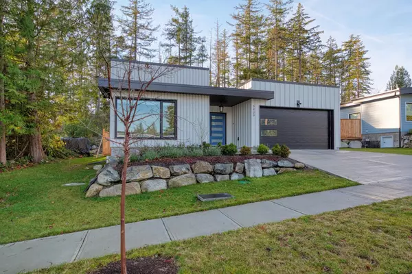 Sechelt, BC V7Z 0M1,5409 Stellar WAY