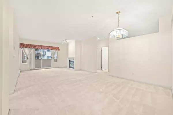 Richmond, BC V6Y 3V1,7600 Moffatt RD #110