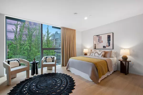 Vancouver, BC V6G 0E3,1568 Alberni ST #402