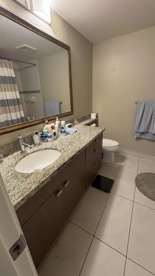 New Westminster, BC V3M 0C6,888 Carnarvon ST #2305