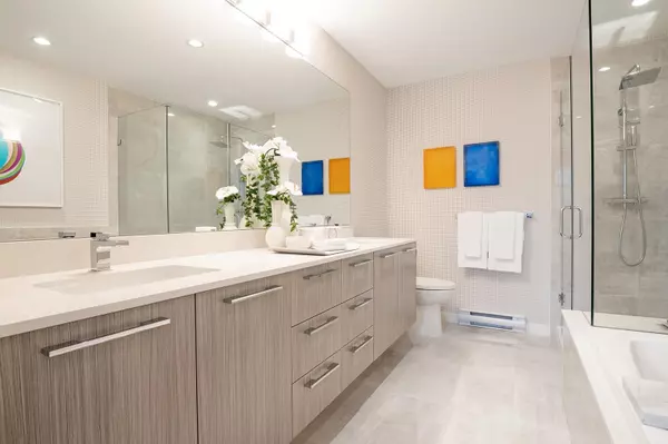 Delta, BC V4K 0E2,5311 Admiral WAY #33