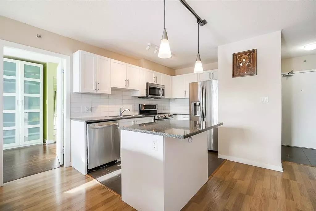 Coquitlam, BC V3B 0A7,1178 Heffley CRES #3208