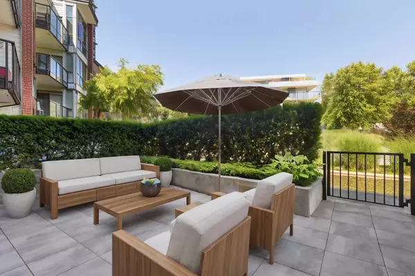 20 E Royal AVE #110,  New Westminster,  BC V3L 0G9