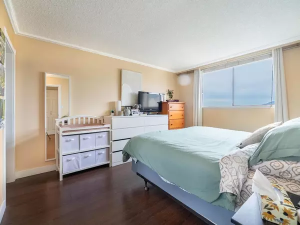 North Vancouver, BC V7M 3C9,114 W Keith RD #1402
