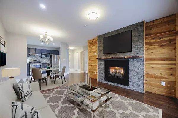 Port Coquitlam, BC V3C 1X8,2435 Welcher AVE #305