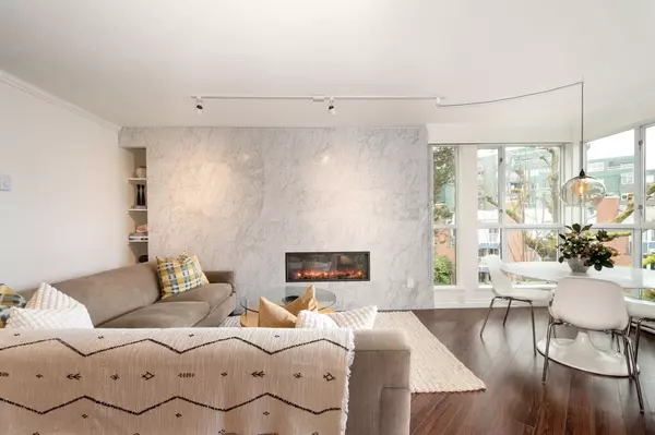 1502 Island Park WALK #301,  Vancouver,  BC V6H 3Z8