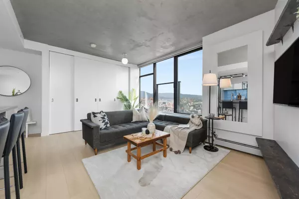 Vancouver, BC V6B 0G5,108 W Cordova ST #1903
