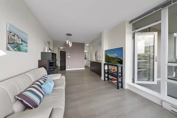 Coquitlam, BC V3B 0C4,2968 Glen DR #2503