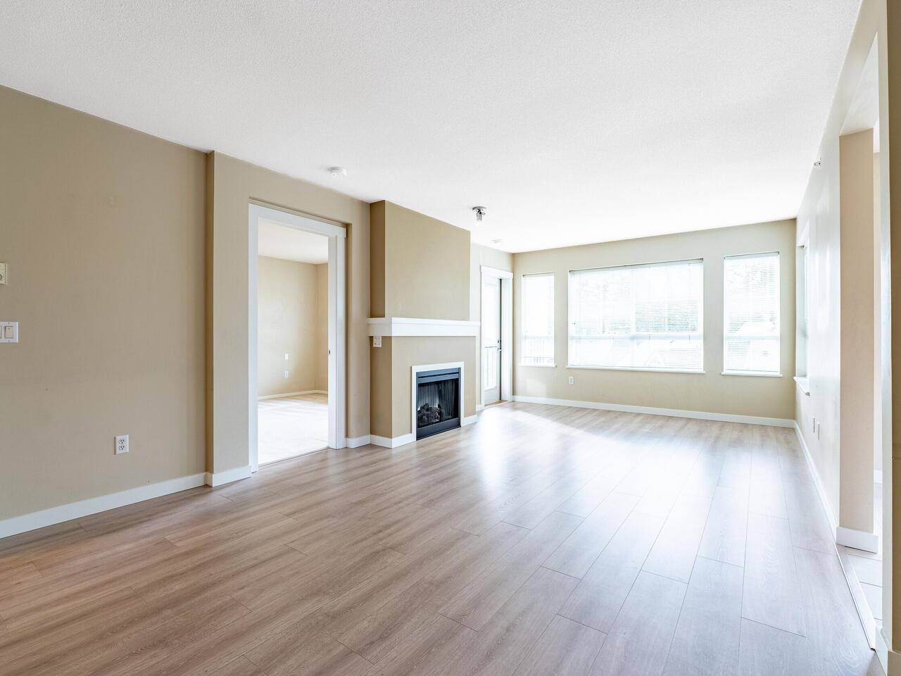 Burnaby, BC V3N 0A3,9233 Government ST #412