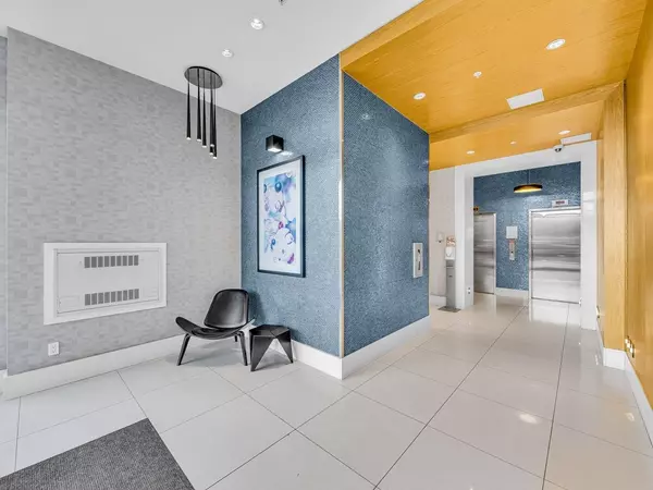 Vancouver, BC V5Y 0H7,1708 Columbia ST #807