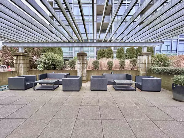 Coquitlam, BC V3B 0H9,2955 Atlantic AVE #2708