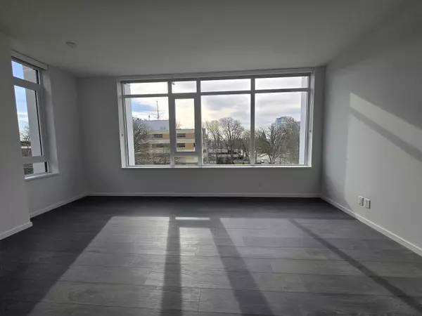 Richmond, BC V6Y 0M7,6808 Minoru BLVD #426