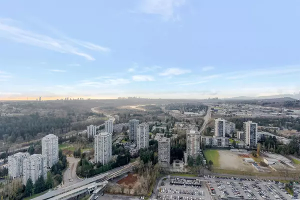 Burnaby, BC V3J 0M1,3809 Evergreen PL #4507