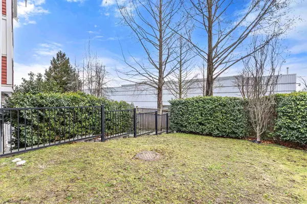 Abbotsford, BC V2T 0G9,32633 Simon AVE #16