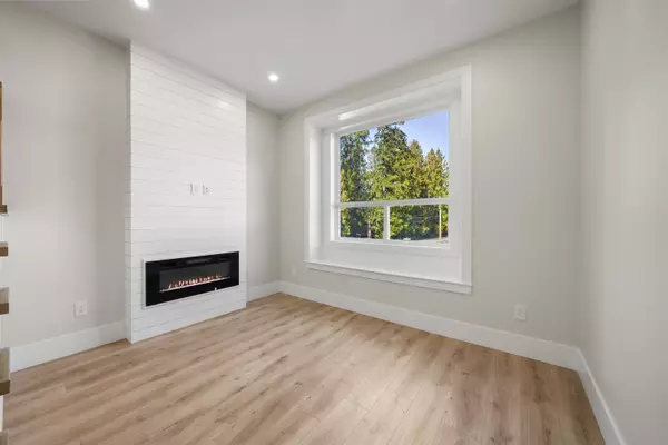Maple Ridge, BC V4R 2R7,12852 Sheldrake CT
