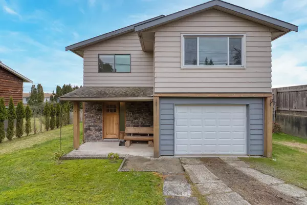 Gibsons, BC V0N 1V9,773 Seacot WAY